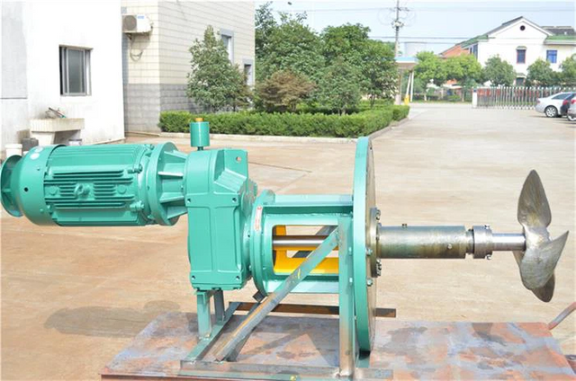 Miscelatore bitume ad ingresso laterale dal design compatto per stazione di miscelazione asfalto