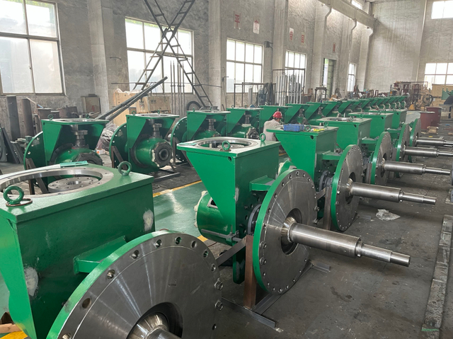 Miscelatore speciale per cisterna olio grezzo pesante